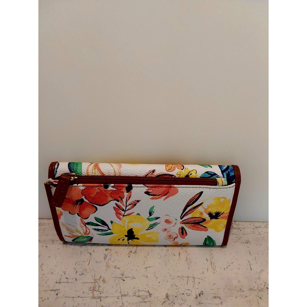 NWOT Women's St John's Bay Wallet White Floral Summer Spring Gorgeous Print! - Picture 2 of 3